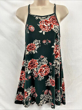 MRT 1030 Draping Floral Top